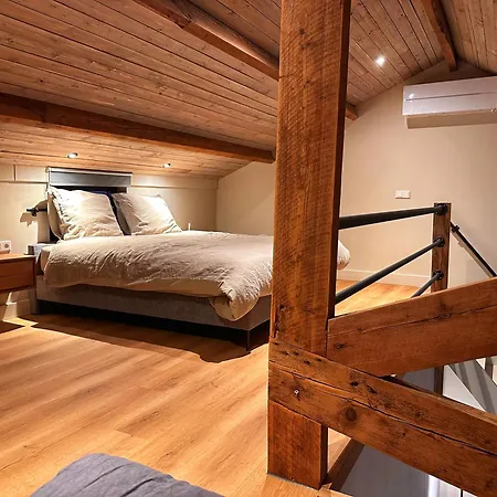 Bed & Breakfast Luxe Ruime Studio's 38 Velden