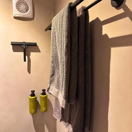 Luxe Ruime Studio's 38 Bed & Breakfast