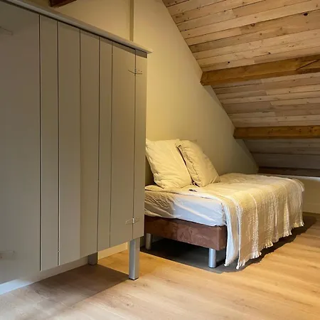 Luxe Ruime Studio's 38 Bed & Breakfast