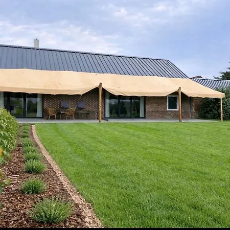 Luxe Ruime Studio's 38 * Velden