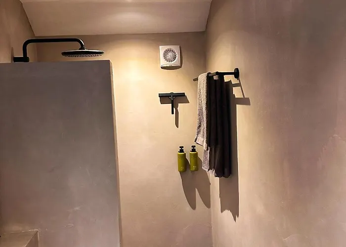 Bed & Breakfast Luxe Ruime Studio's 38