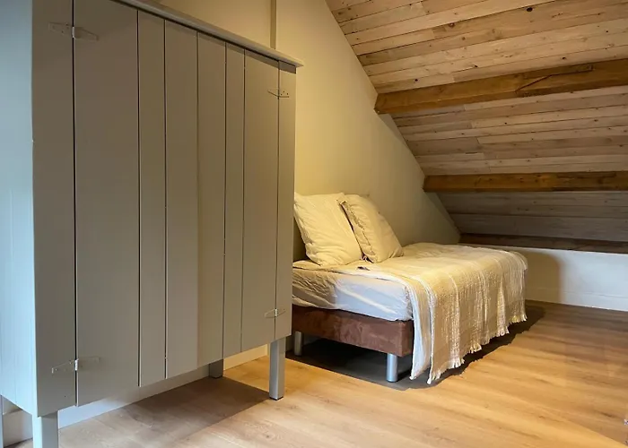 Luxe Ruime Studio's 38 Bed & Breakfast