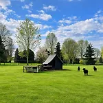 Bed & Breakfast Luxe Ruime Studio's 38 Velden